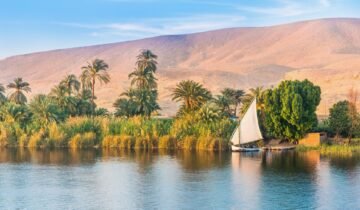 A Garden on the Nile: Discovering the Other Side in China